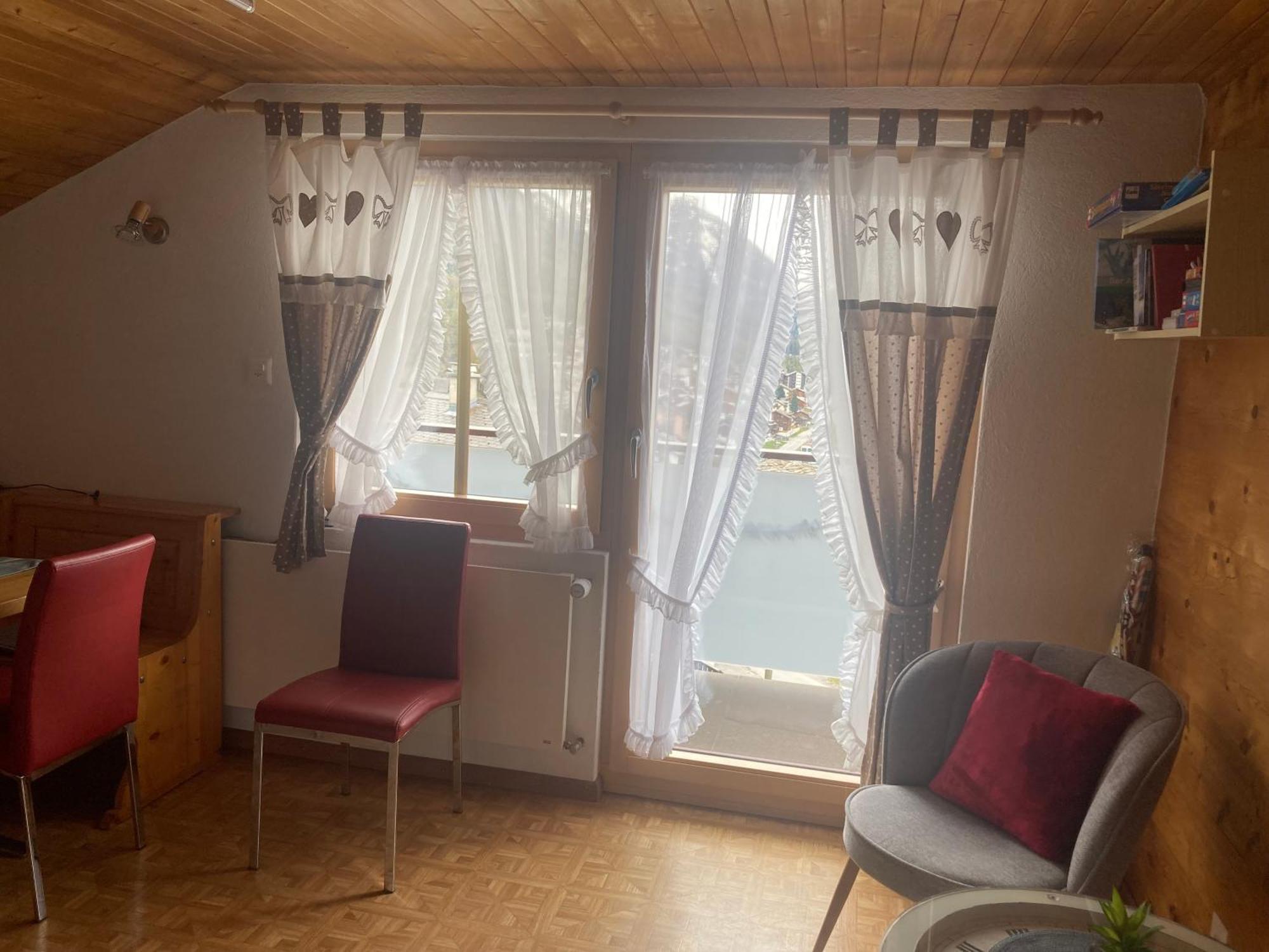 Ferienwohnung Haus Dorfblick Grächen Exterior foto